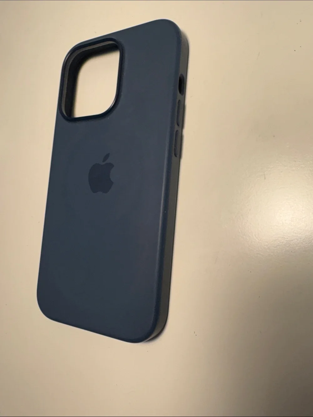 Apple Navy Blue Silicone iPhone Case with MagSafe